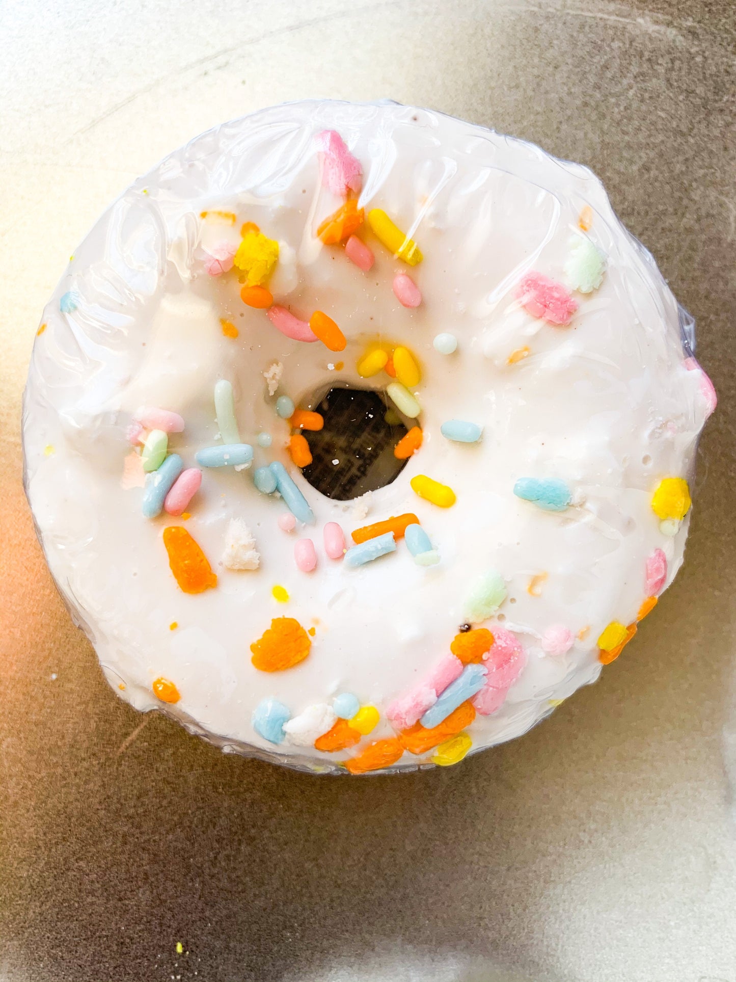 Vanilla Surprise Donutte Bath Bombe